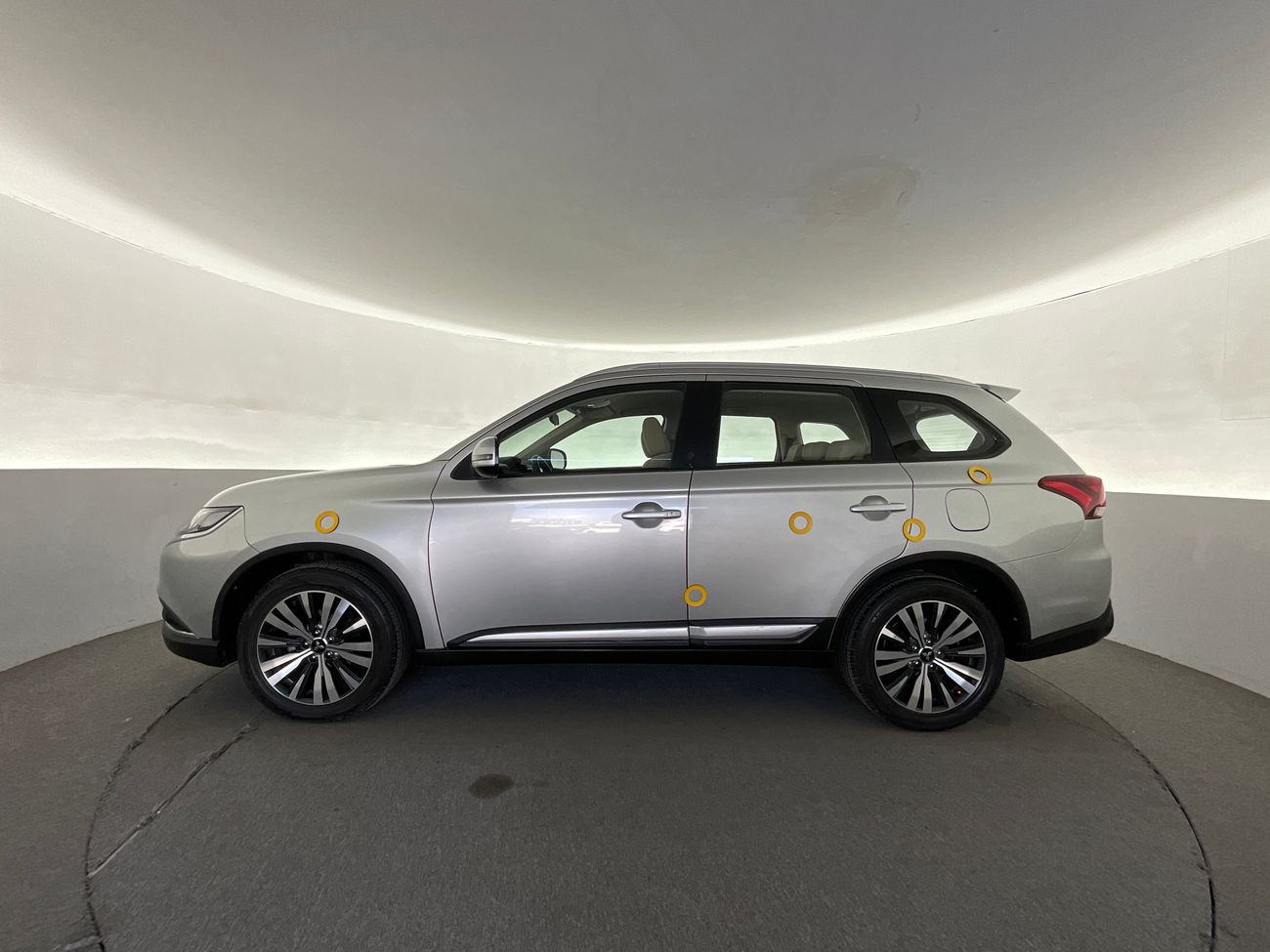 ميتسوبيشي آوتلاندر GLX Midline | شامل الضمان | 0 ﺪﻔﻋﺓ ﺃﻮﻟﻯ