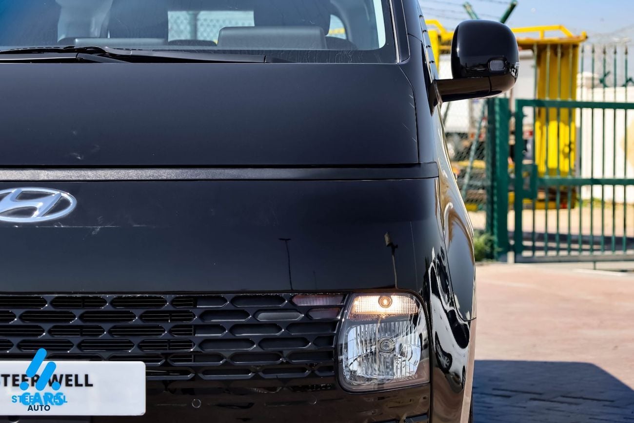 هيونداي ستاريا 3.5L Comfort (9 Seater) 2025 | 3.5L V6 | 9-Seater | AT | Premium Interior | Apple CarPlay | Export