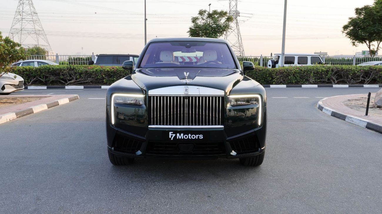 Rolls Royce Cullinan STANDARD Rolls Royce Cullinan - Silver Badge - 2026