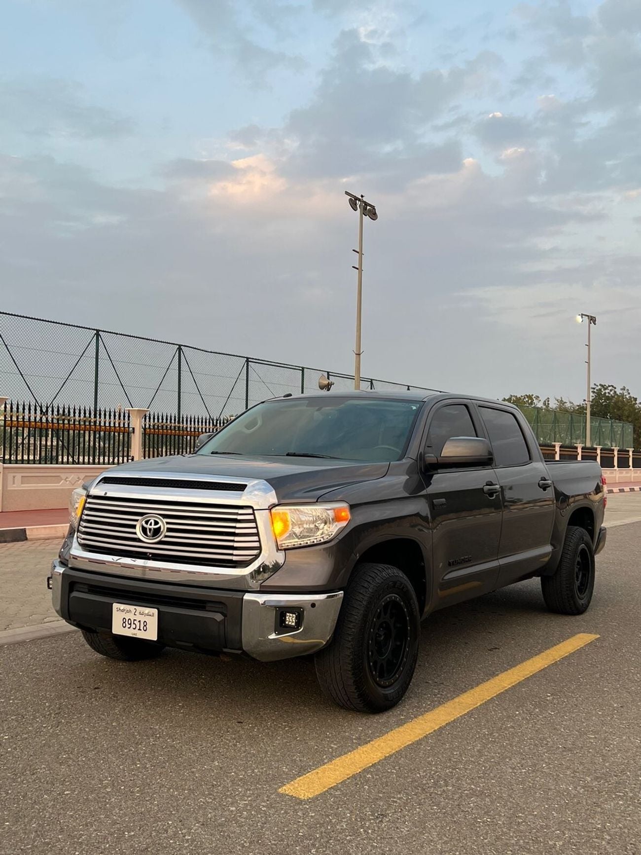 Toyota Tundra STD (NON GCC)