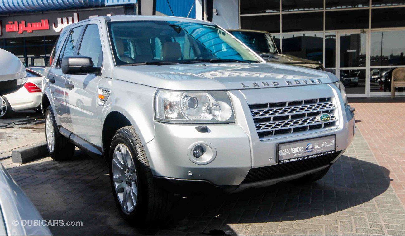 Land Rover LR2 HSE i6