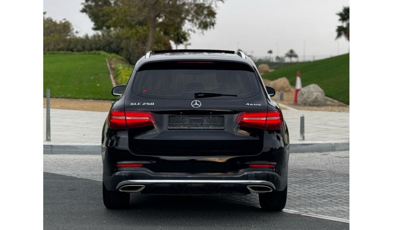 مرسيدس بنز GLC 250 Coupe AMG 2.0L