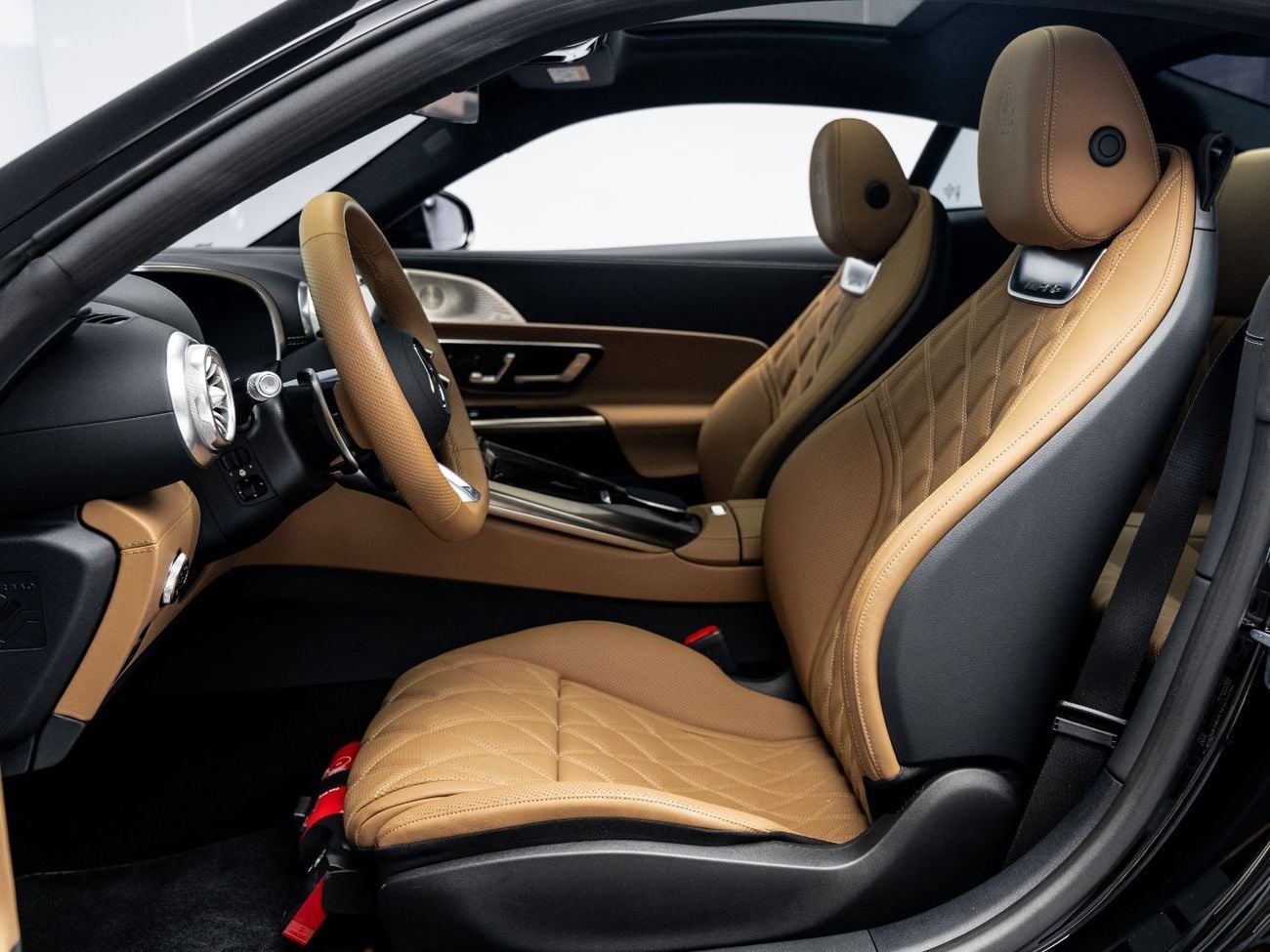 مرسيدس بنز أي أم جي جي تي 63 4 Matic+ (2 Door) 2025 Mercedes GT63 4-Matic, 4.0L V8, AWD, 577bhp, 9 Speed Automatic