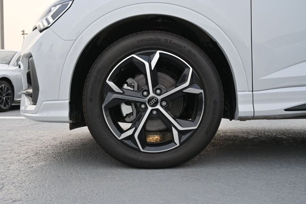 Audi Q3 Audi Q3 40 TFSI Sportback 2.0L Turbo, 7DCT