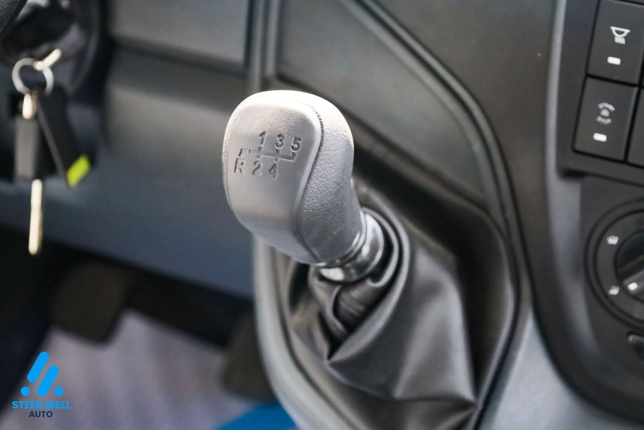 فورس أوربانيا 2026 GCC Specs | 14-Seater | 2.6L Turbo DSL | High Roof | 5 Speed MT | Passenger Van | For Export