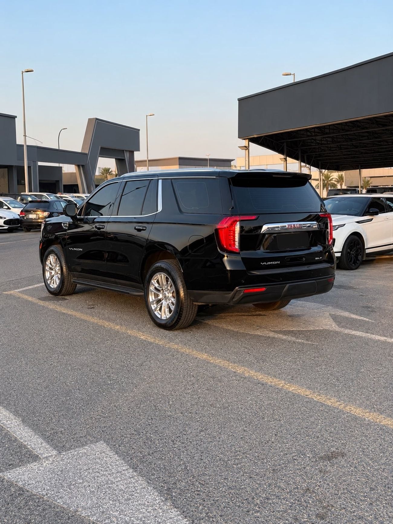 GMC Yukon SLT ‏ GMC Yukon SLT 5.3L GCC