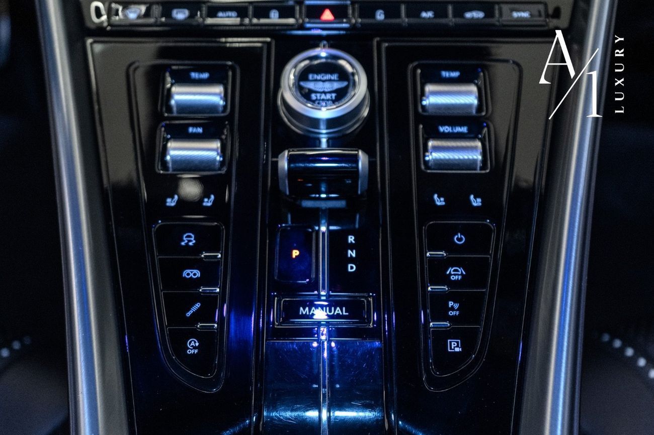 أستون مارتن DB12 2024 Aston Martin DB 12, Warranty, Service Contract,GCC Spec, Excellent Condition