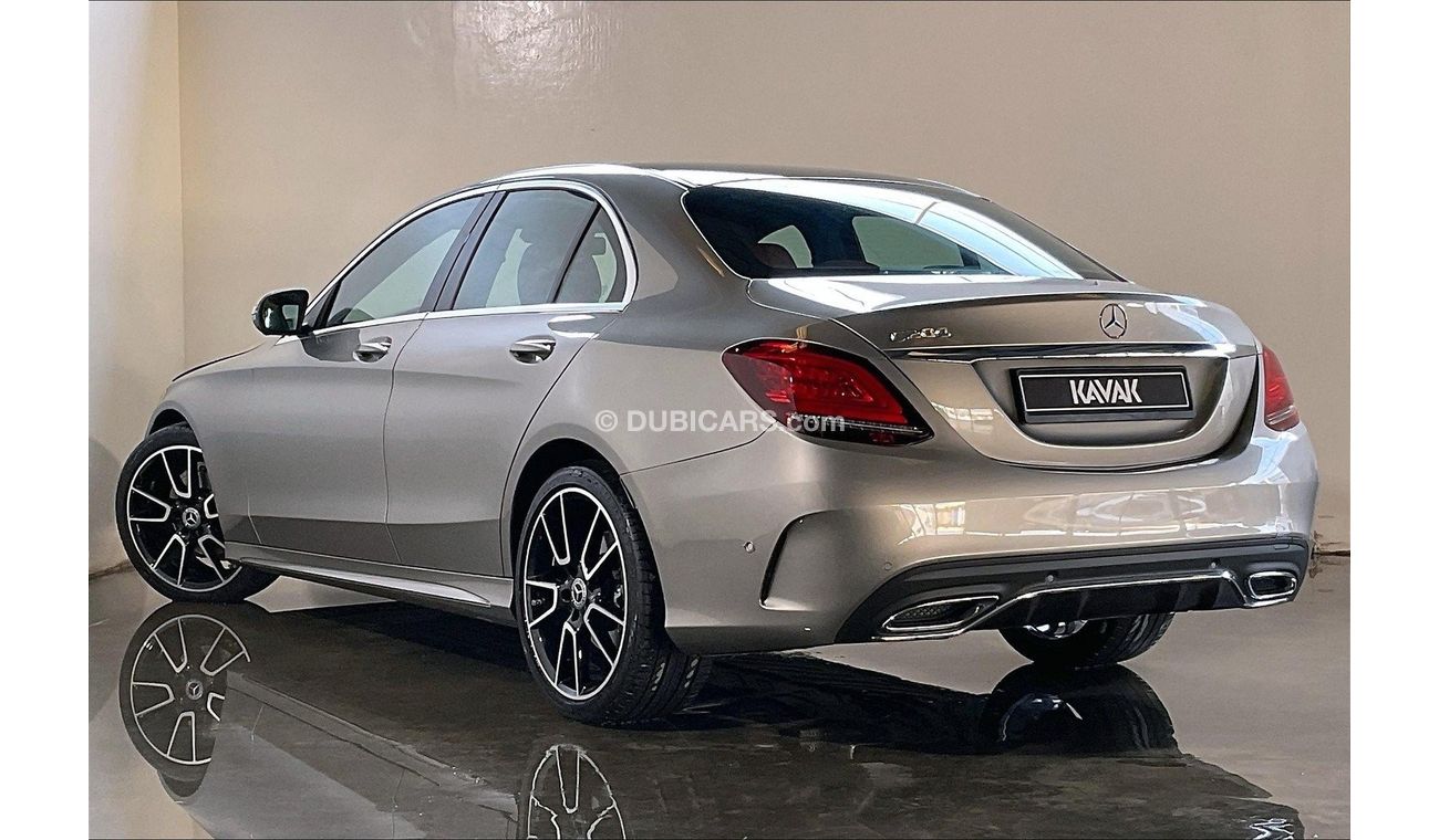 مرسيدس بنز C 200 Premium (AMG Line)