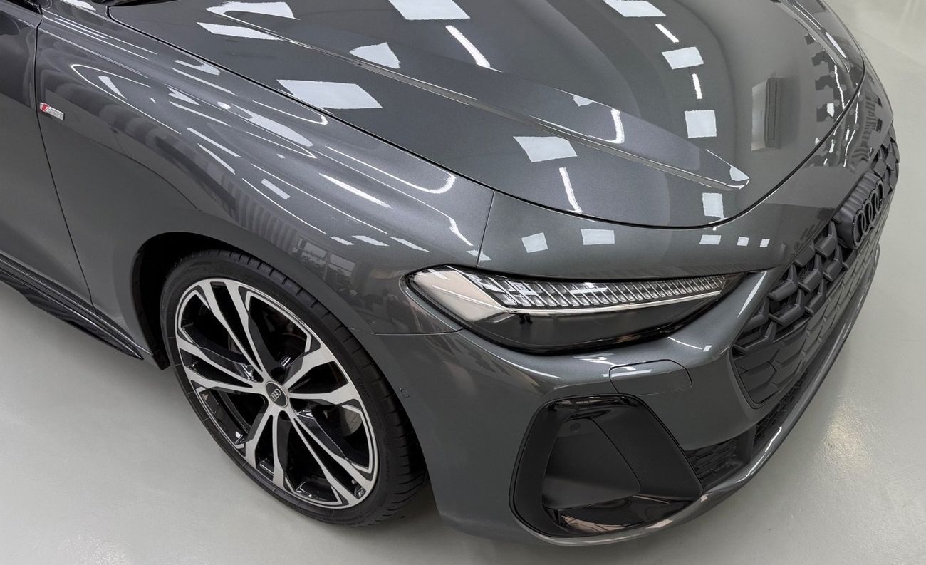 Audi A5 GCC .. Warranty .. Service .. Original paint .. PPF