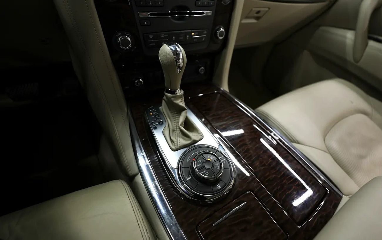 Nissan Patrol Nissan Patrol 2014 Base Model - Reliable SUV for Sale Ref#E9064223
