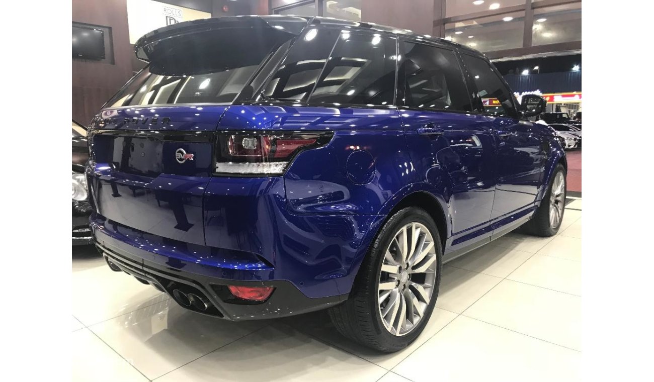 Land Rover Range Rover Sport SVR