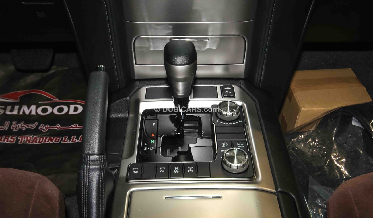 Toyota Land Cruiser GXR White Edition 4.6L V8