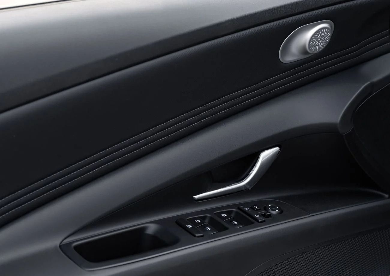 هيونداي إلانترا