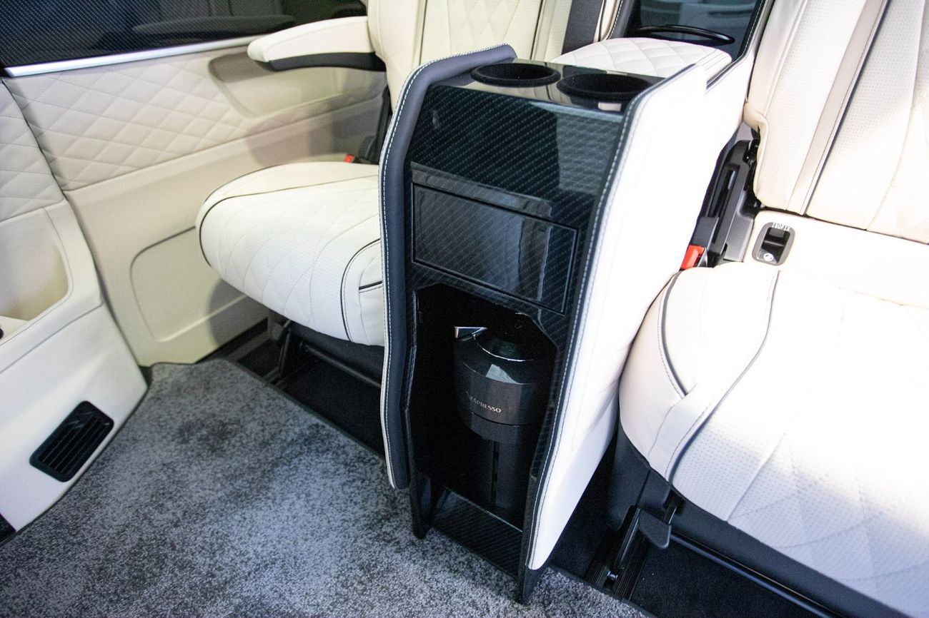 مرسيدس بنز V 300 Senzati GCC VIP Mercedes-Benz Approved Conversion