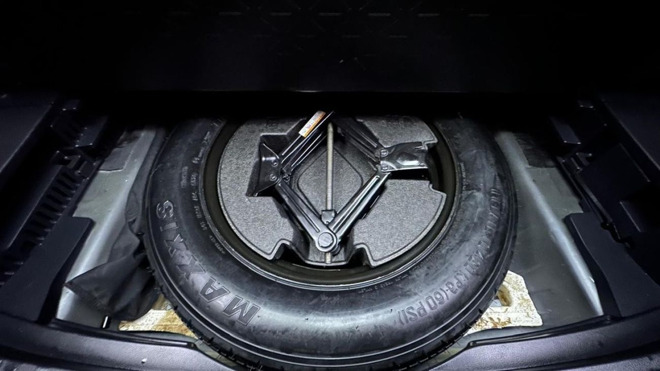 Toyota RAV4 XLE Full option