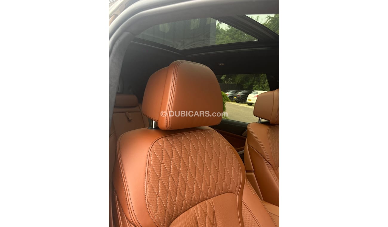 BMW X7 BMW X7 40i Right Hand Drive