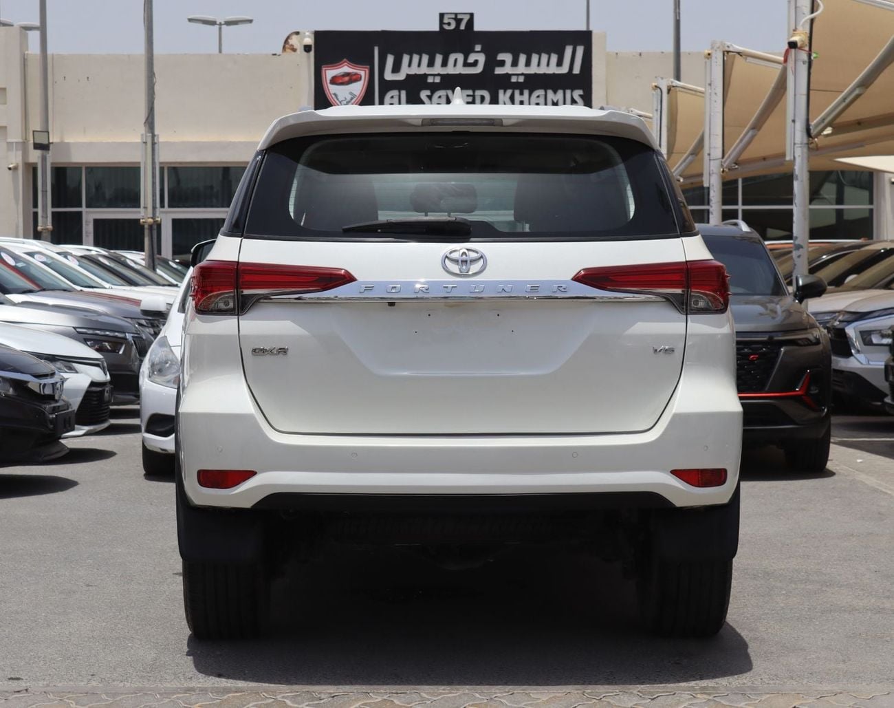 Toyota Fortuner GXR ACCIDENTS FREE - GCC- V6 - GXR - ORIGINAL PAINT - PERFECT CONDITION INSIDE OUT
