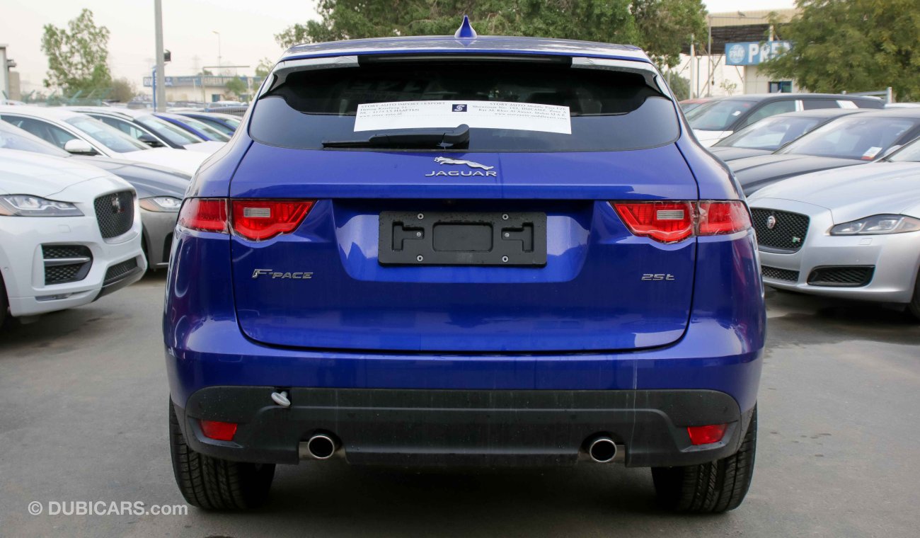 جاغوار F-Pace 2.0P Prestige SWB 5DR 250PS RWD