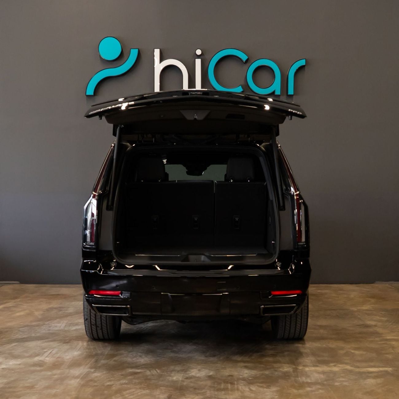 Cadillac Escalade Premium Luxury Platinum 6.2L AWD AED 10,349 P.M • 0% Downpayment • Escalade Premium Luxury Platinum