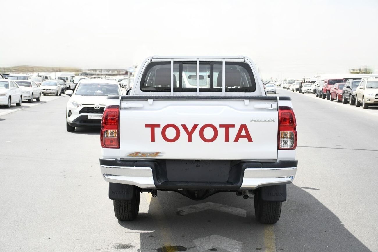 تويوتا هيلوكس 2.7L Automatic Basic option