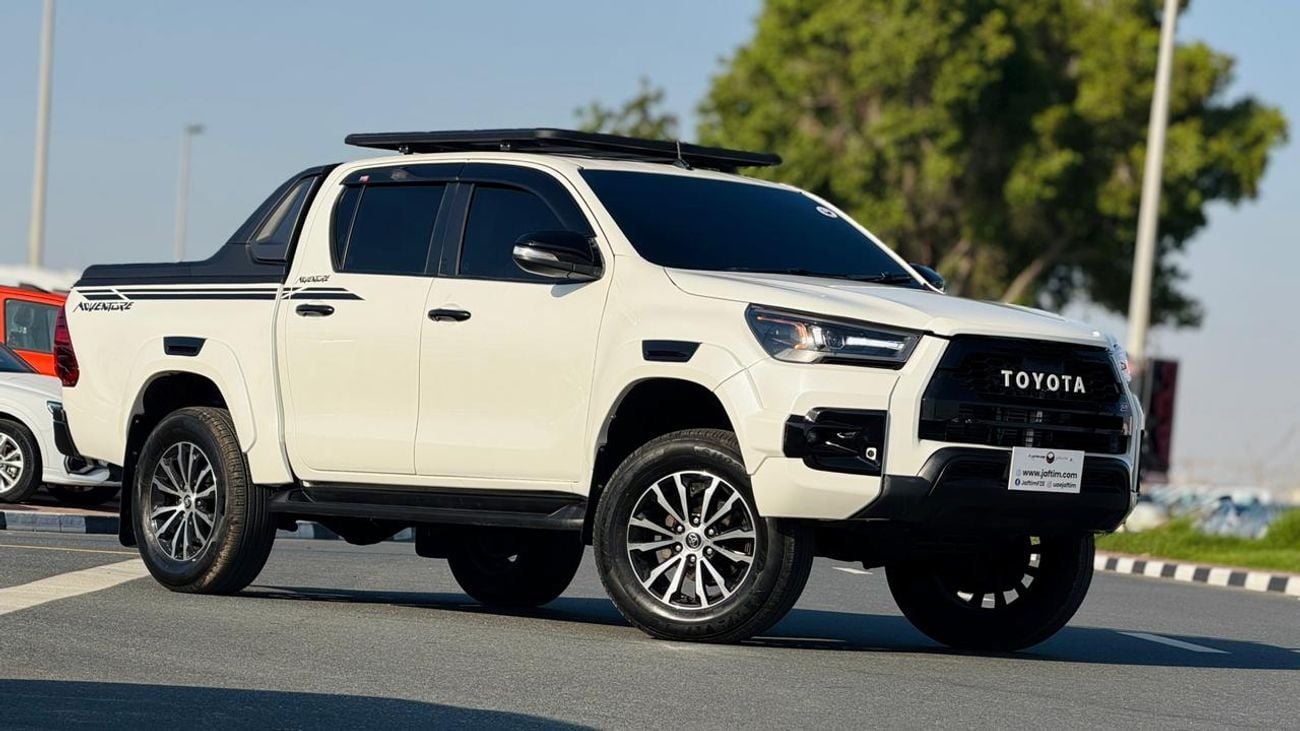 تويوتا هيلوكس 2019 | 2.8L DIESEL ENGINE | AT | RHD | ROOF RACK | SPORTS BAR | TOW HITCH | MULTIMEDIA SCREEN | PREM