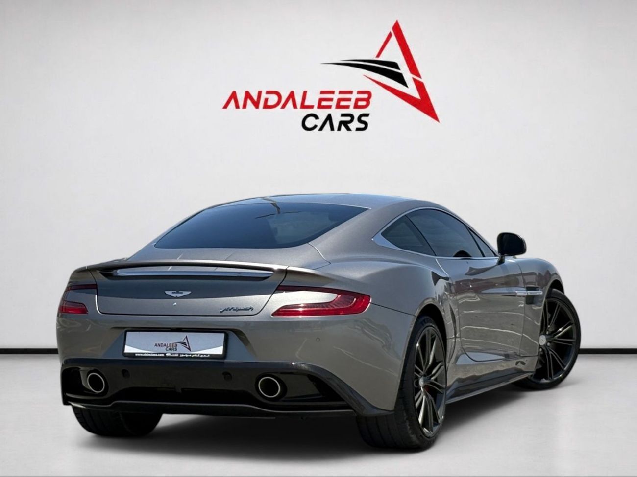 أستون مارتن فانكويش STD ASTON MARTIN VANQUISH | V12 | 2014 | GCC SPECS