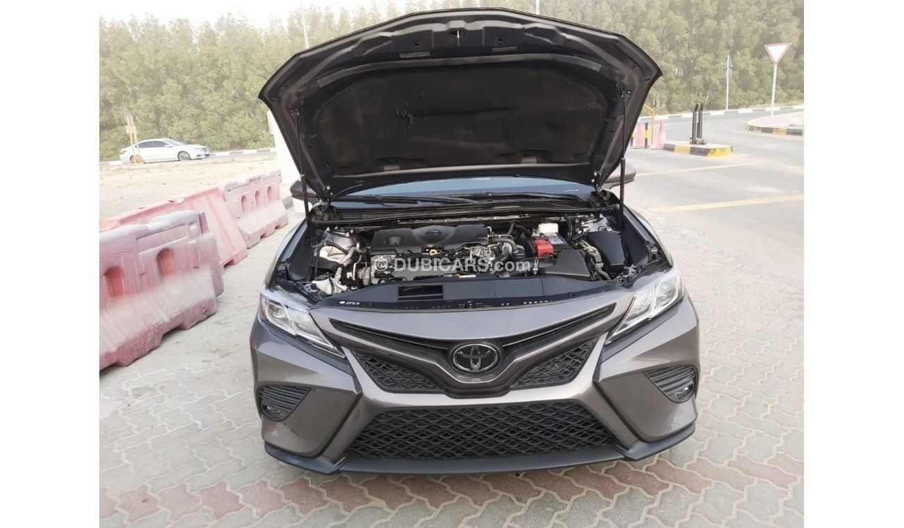 Toyota Camry SE SE SE SE SE 2020  Toyota Camry, SE, Metallic Grey Color