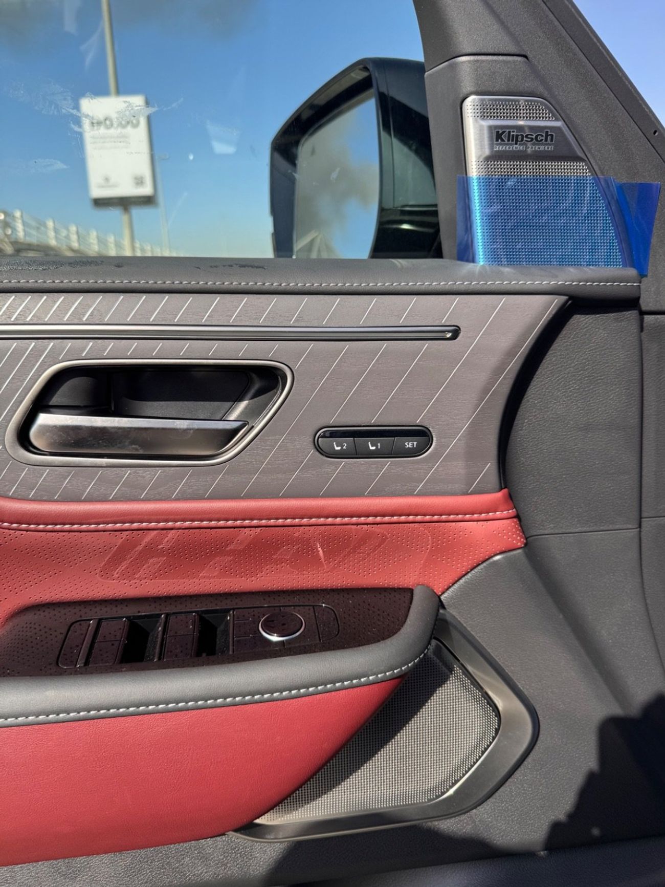 إنفينيتي QX80 Autograph Captain Chairs 3.5L