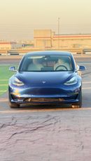 تسلا موديل 3