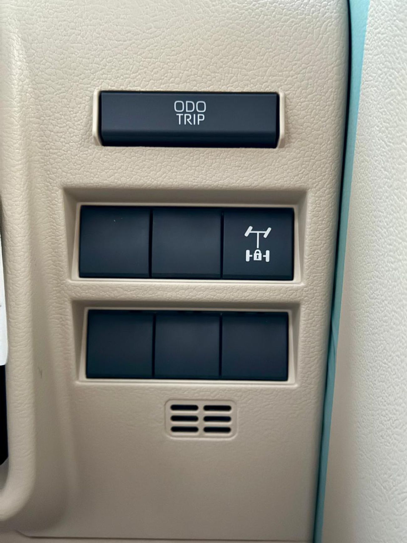 Toyota Land Cruiser GXR 4.0L