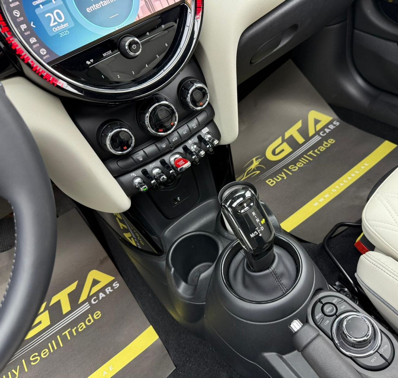 ميني كوبر S 2.0L (4 Seater) 2023 MINI Cooper S, Warranty, 2026 MINI Service Pack, Very Low Km, Fully Loaded, G