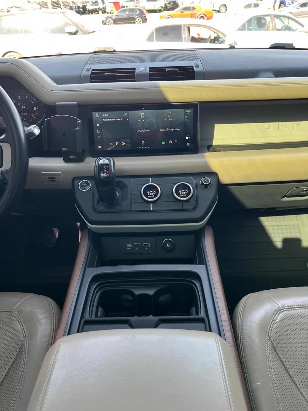 لاند روفر ديفندر P400 90 HSE 3.0L (5 Seater)