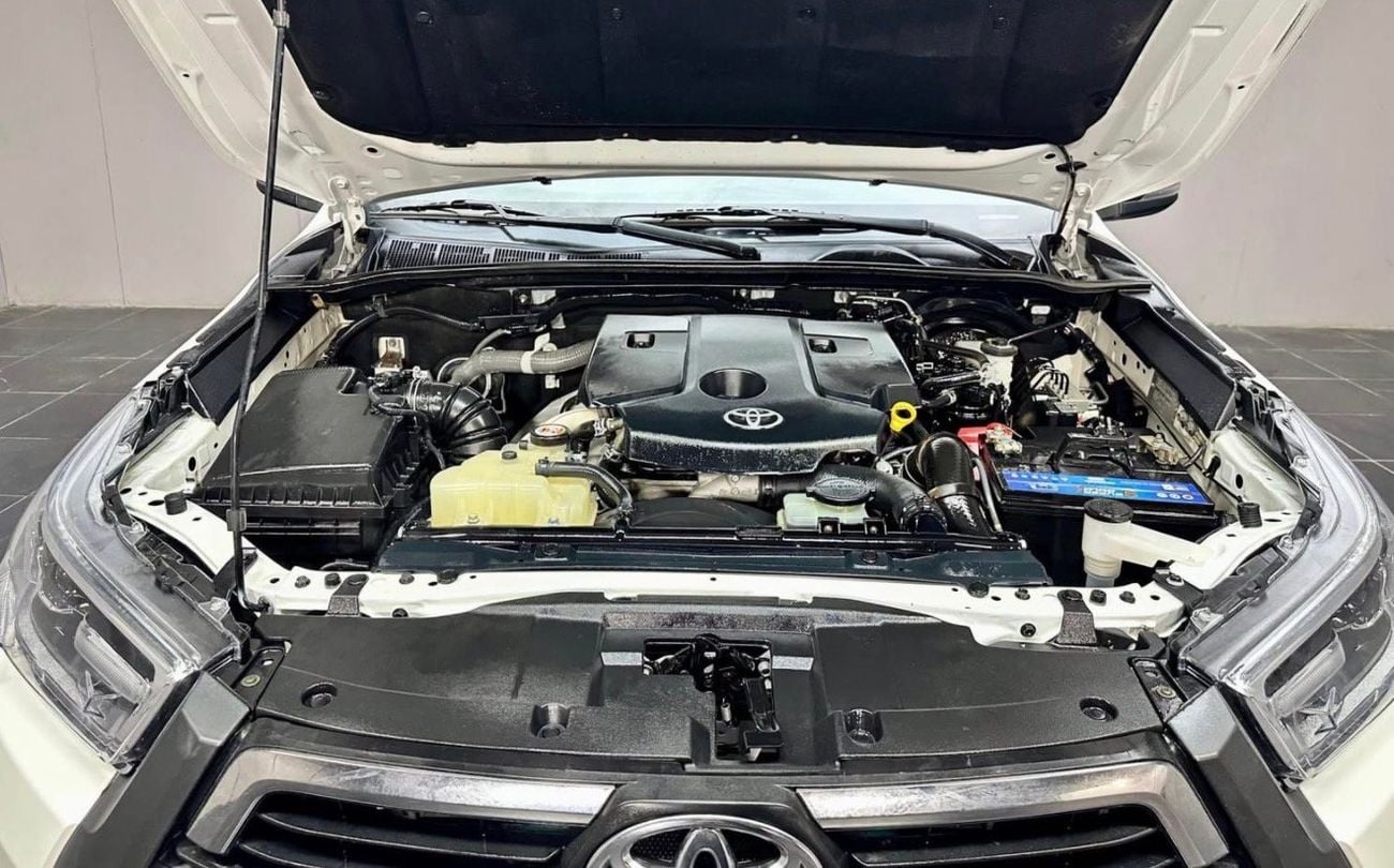 Toyota Hilux 2022 Model V4 2.8L Diesel Engine Full Option Very Perfect Condition