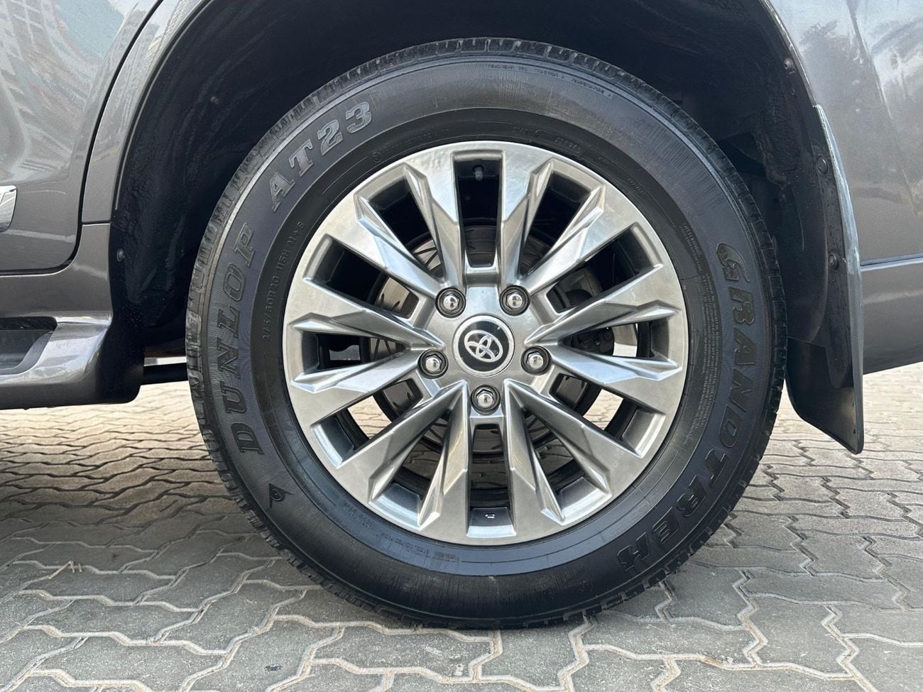 Toyota Land Cruiser Sahara Full Option Exported from Australia