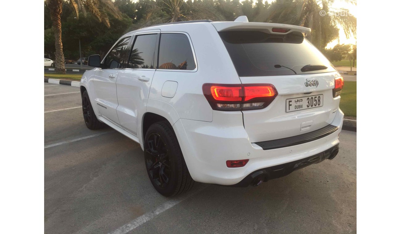 Jeep Grand Cherokee SRT