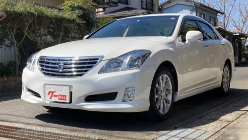 Toyota Crown GRS200