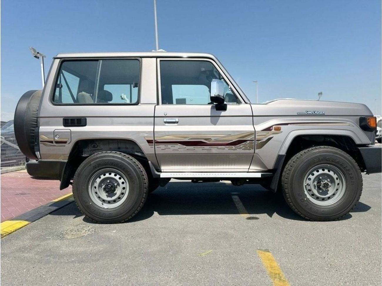 Toyota Land Cruiser 70 Toyota Hartop LC71 diesel 2.8L Model 2024