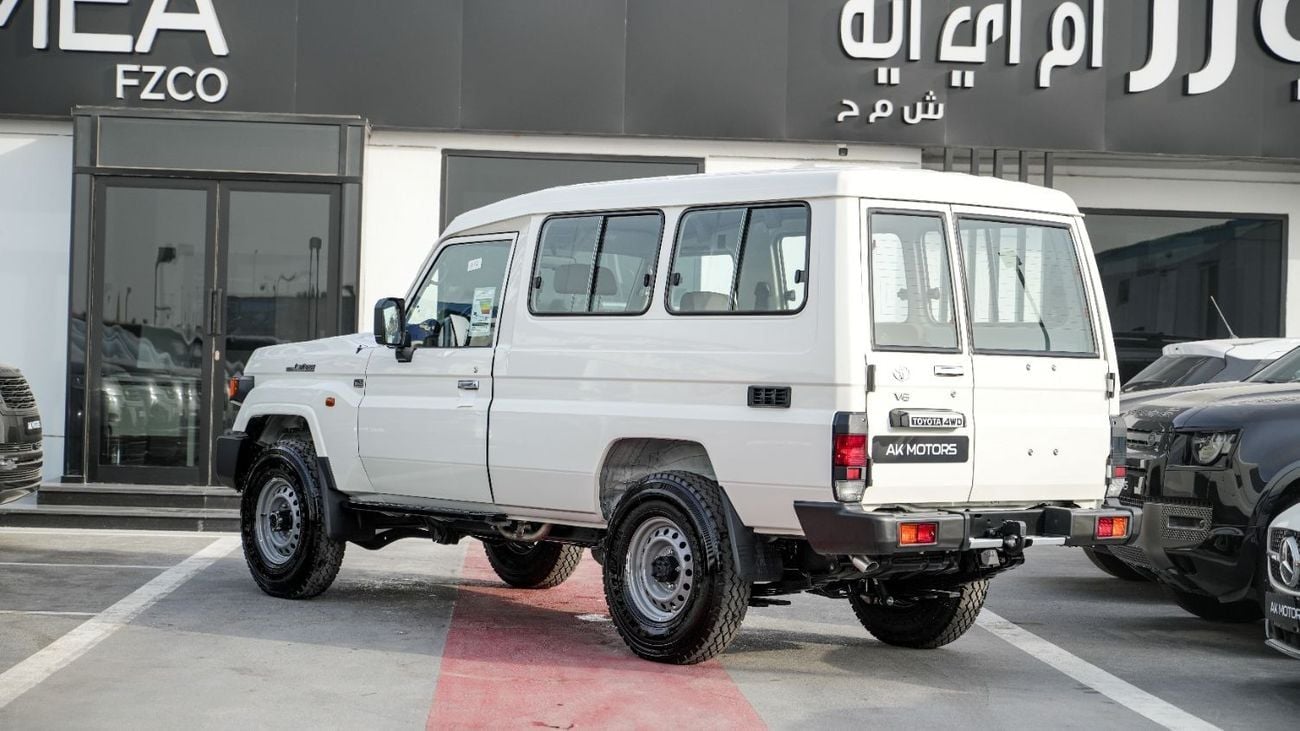 Toyota Land Cruiser 70 Land Cruiser Hard Top 78 V6 4.0L 2025 MY EXPORT