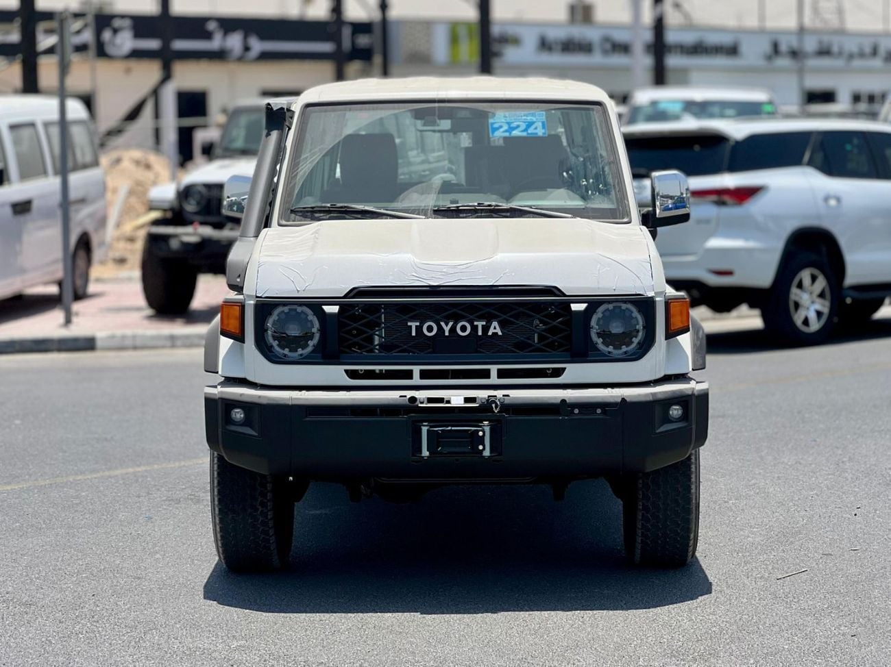 تويوتا لاند كروزر 70 LC76 LX EXPORT ONLY - TOYOTA LC76 LX 2.8L A/T