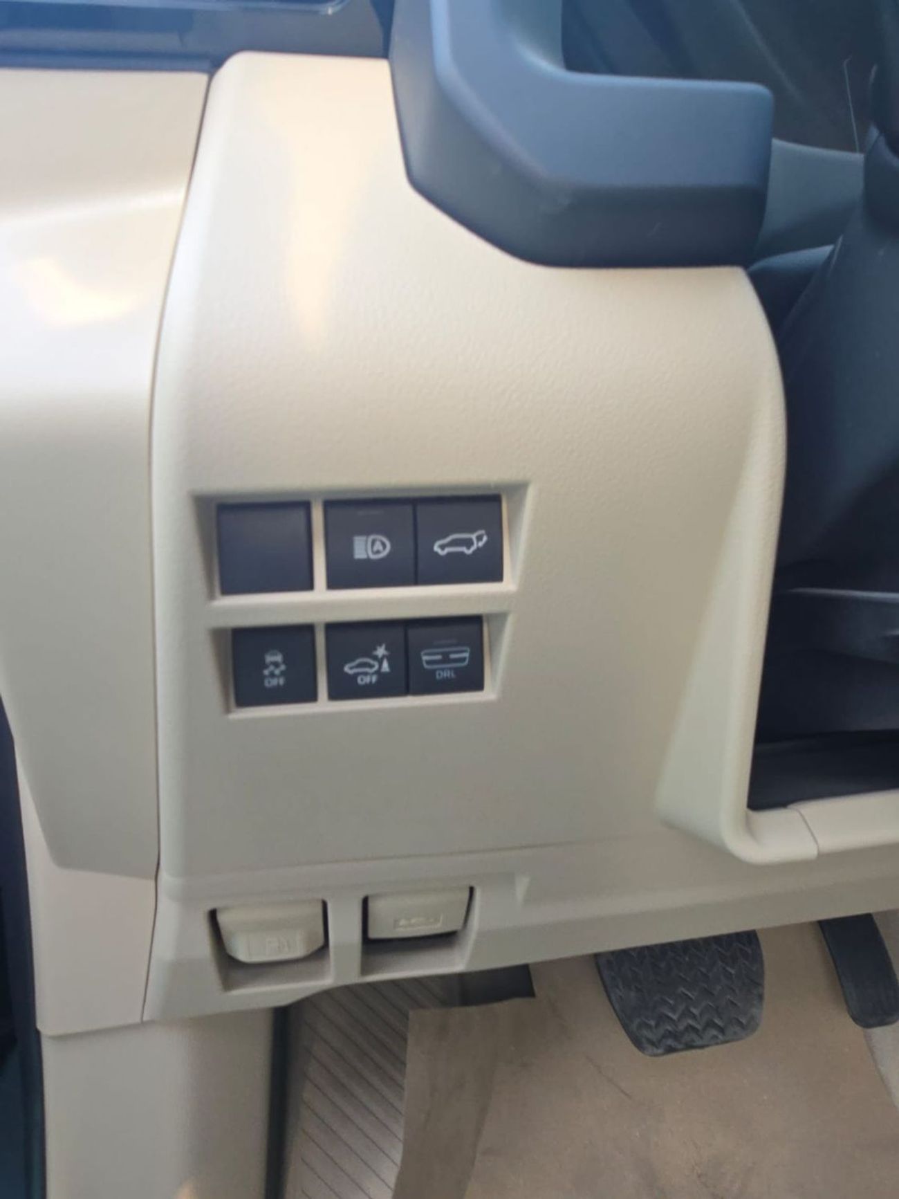 Toyota Land Cruiser TOYOTA LAND CRUISER VXR+ OMANI SPECS 2026 MODEL