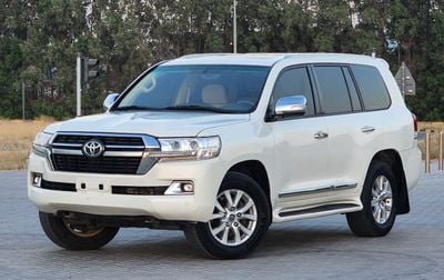 Toyota Land Cruiser GXR .DIESEL FULL OPTION