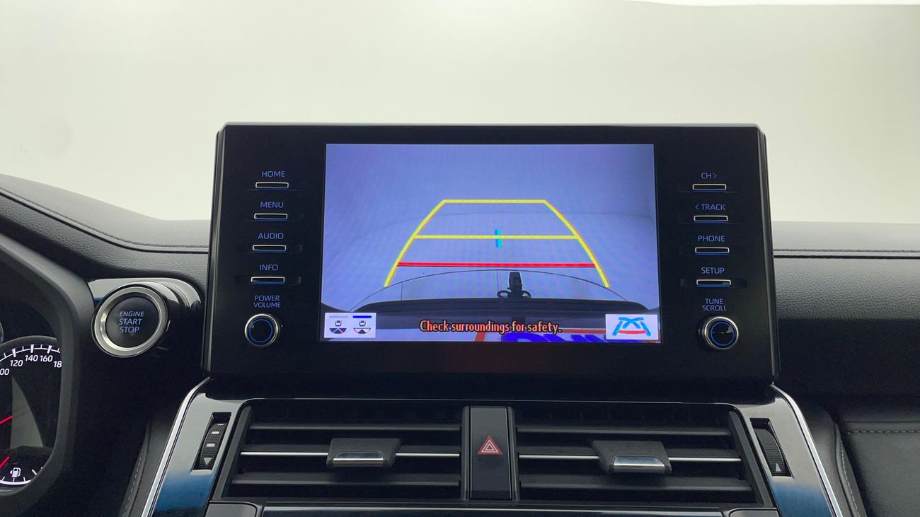 تويوتا لاند كروزر GXR 4 | بدون دفعة مقدمة | اختبار القيادة في المنزل