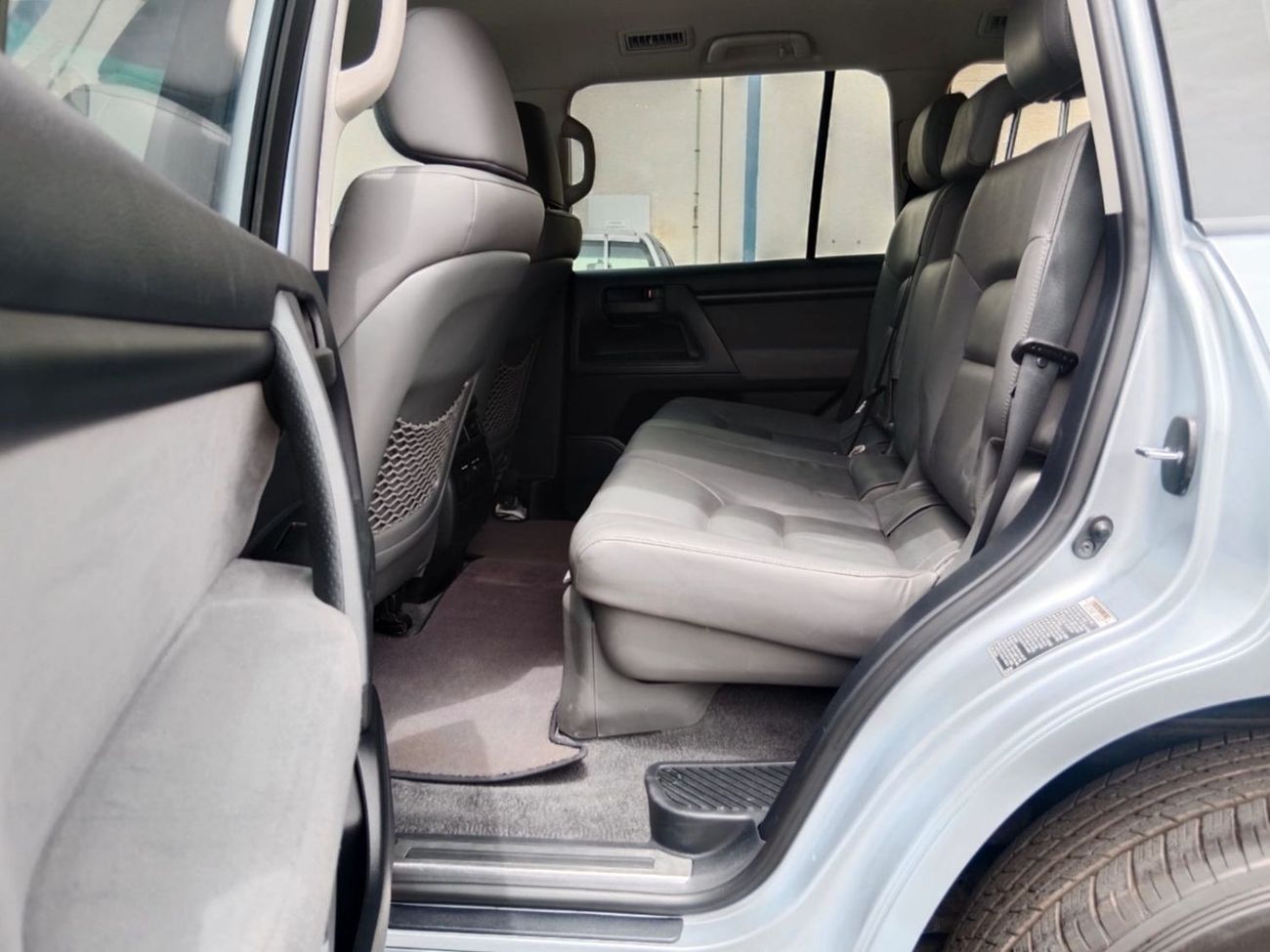 تويوتا لاند كروزر TOYOTA LAND CRUISER  RIGHT HAND DRIVE  (PM1508)