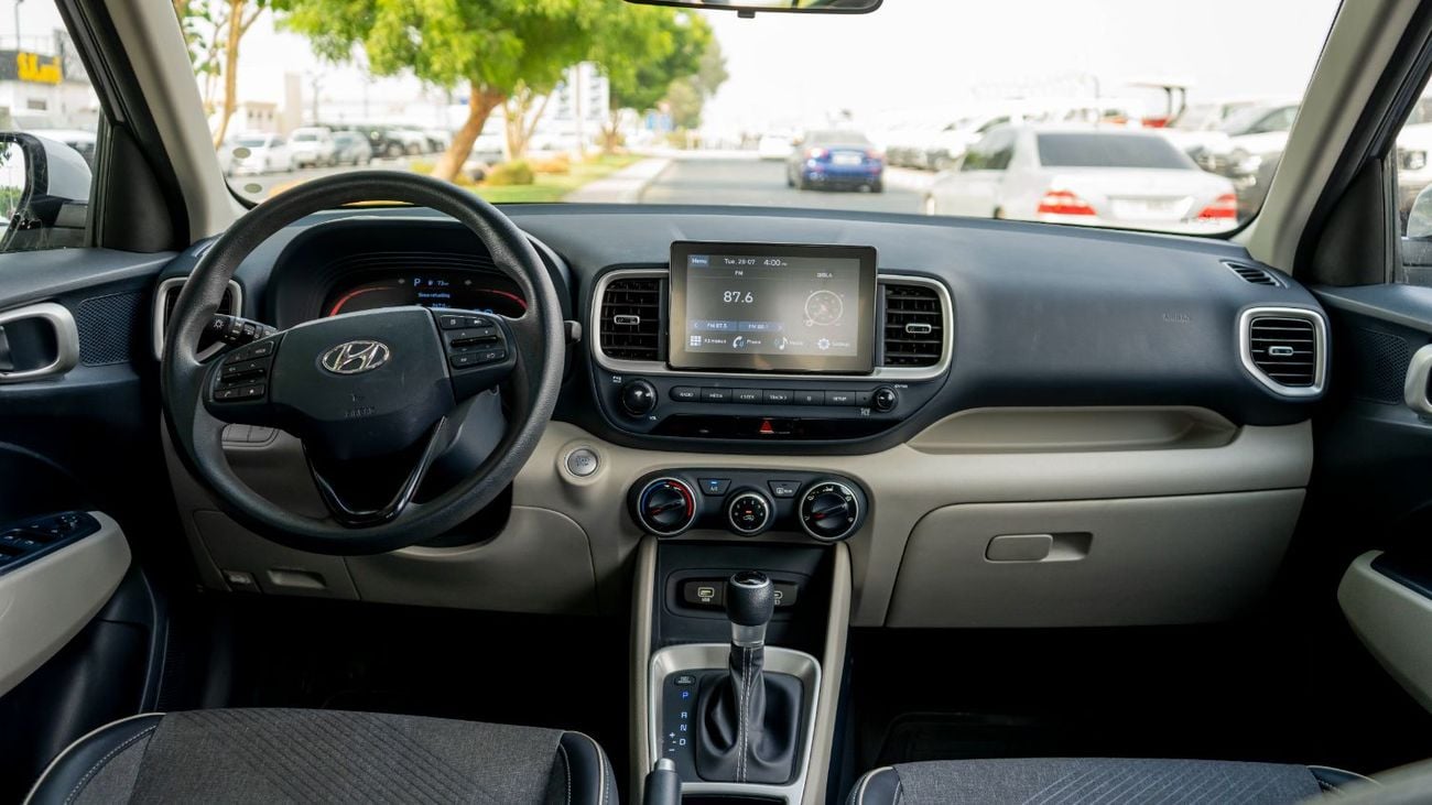 Hyundai Venue PREMIUM EMI from 2778 | Zero Downpayment