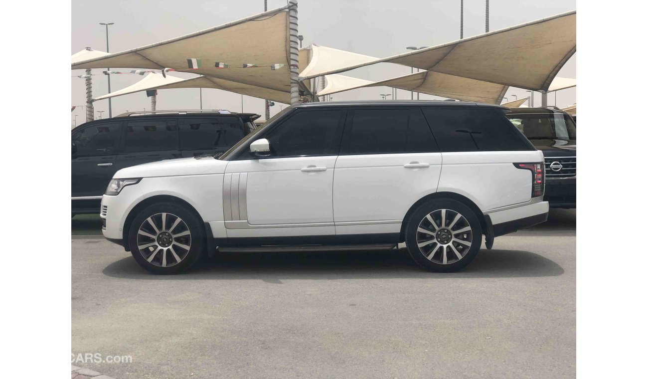 Land Rover Range Rover Vogue HSE مالك واحد تشيكات وكالة بلكامل ضمان لغاية 7/2020