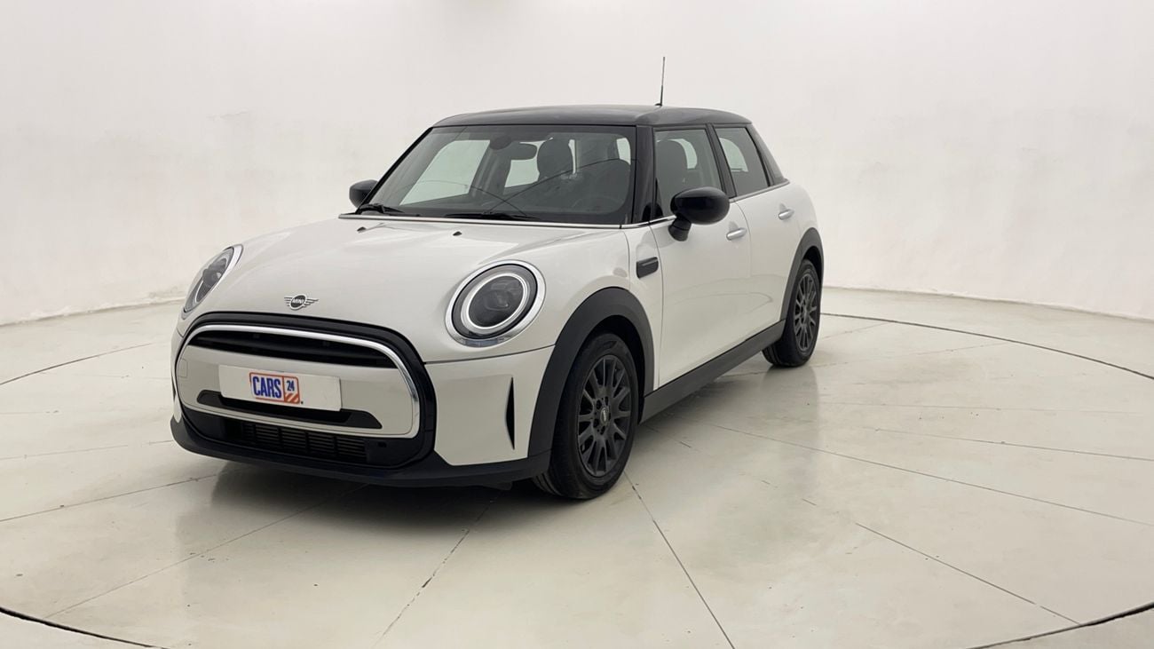 Mini Cooper Std 1.6L STD 1.5 | Zero Down Payment | Home Test Drive