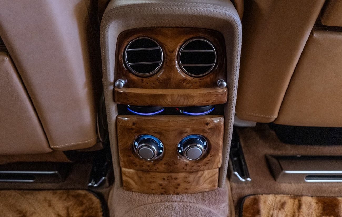 رولز رويس فانتوم 2006 Rolls-Royce Phantom, Excellent Condition, GCC Specs