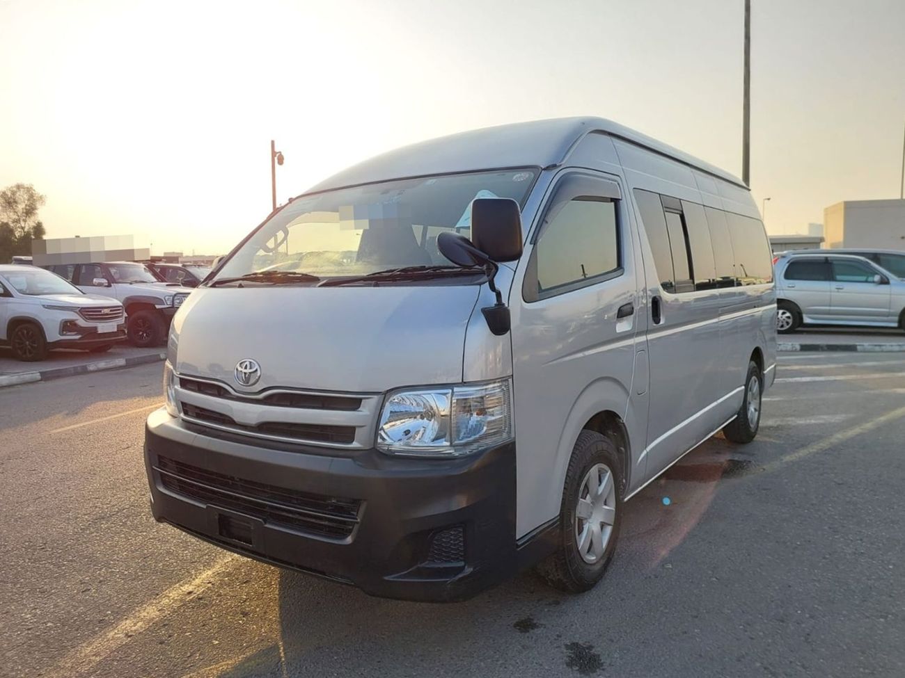 Toyota Hiace TOYOTA HIACE VAN RHD 2013 MODEL 3.0 L DIESEL AUTOMATIC(PM11266)