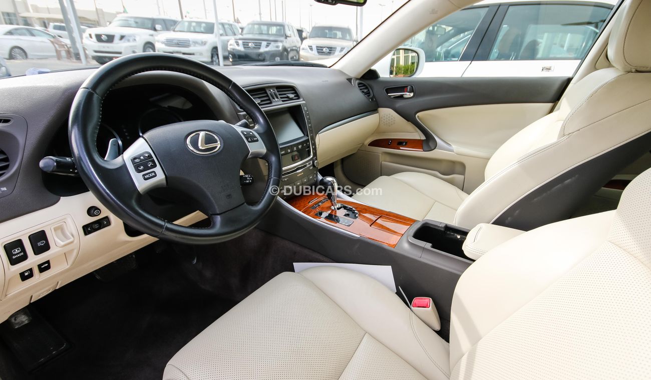 Lexus IS300