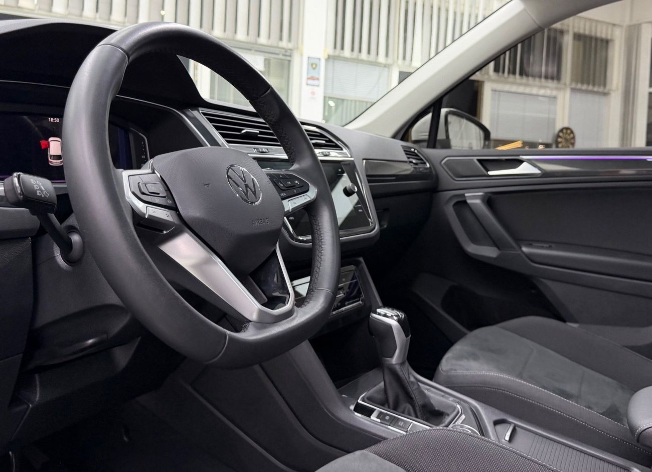 Volkswagen Tiguan 2.0 TSI Elegance